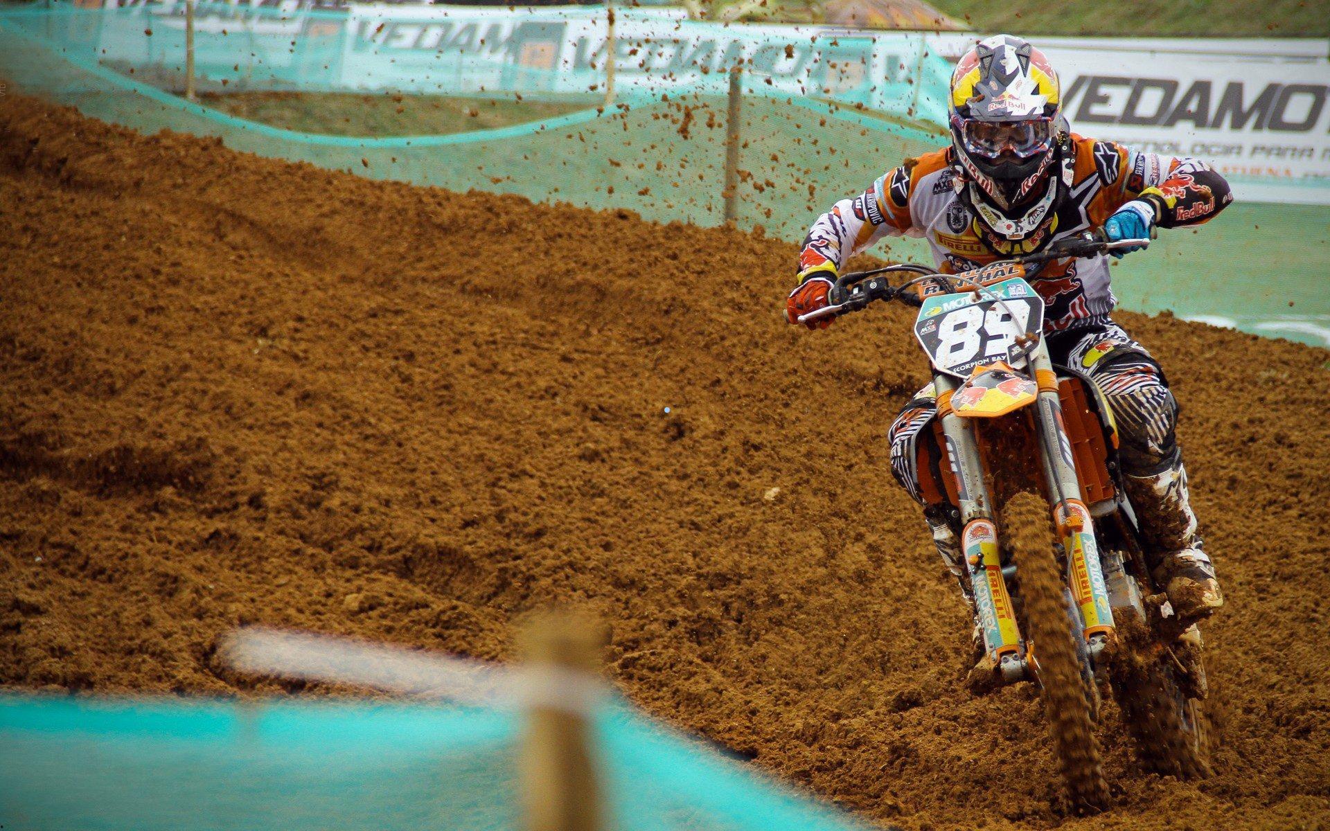 皇马传奇雷蒙坦言，阿隆索离任非意外之举，球员核心地位永不动摇