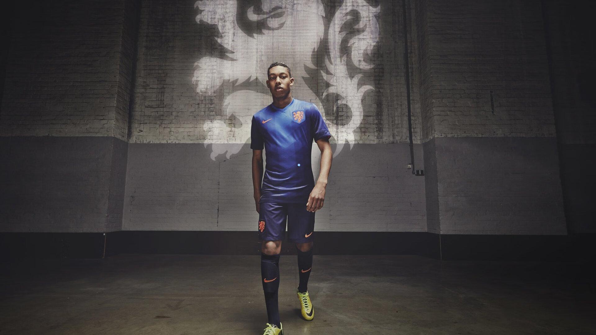 德甲焦点战，莱比锡红牛主场硬撼勒沃库森，战术坚盾与攻势利矛的联赛巅峰对决