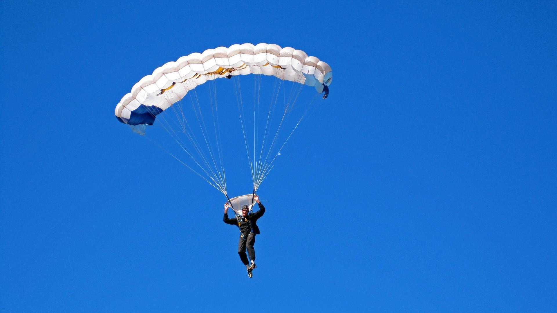 丹-法洛斯正式接棒小红牛技术总监，前阿斯顿马丁工程师开启新征程